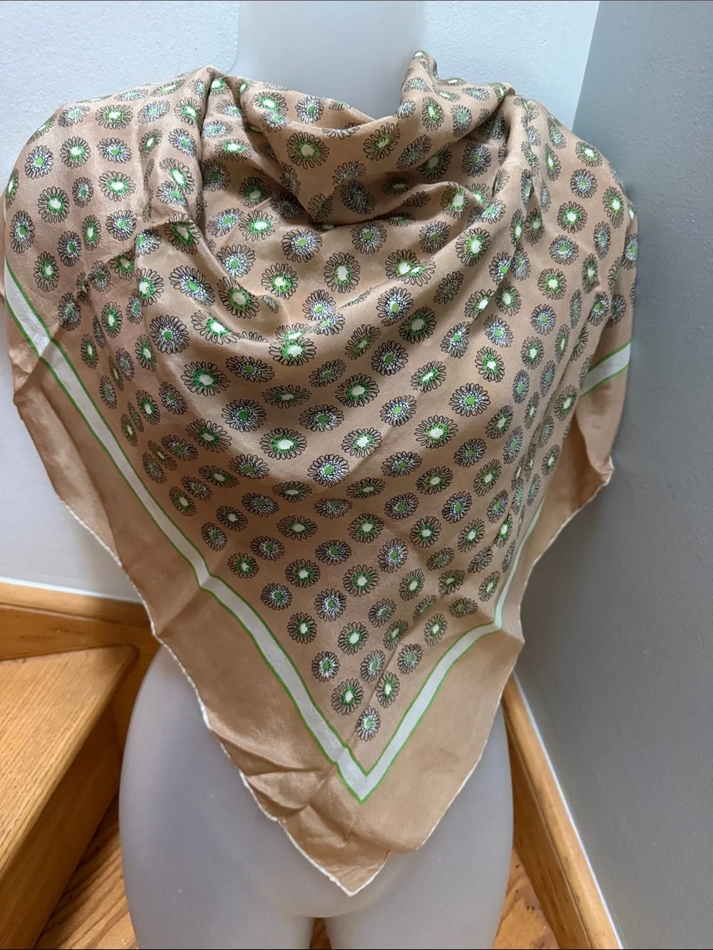 VTG Delicate Glentex 100% Silk Scarf Hand Rolled Japan Daisy Geo Tan Green 50’s